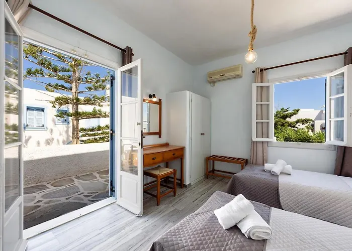 Astoria Aparthotel 5*