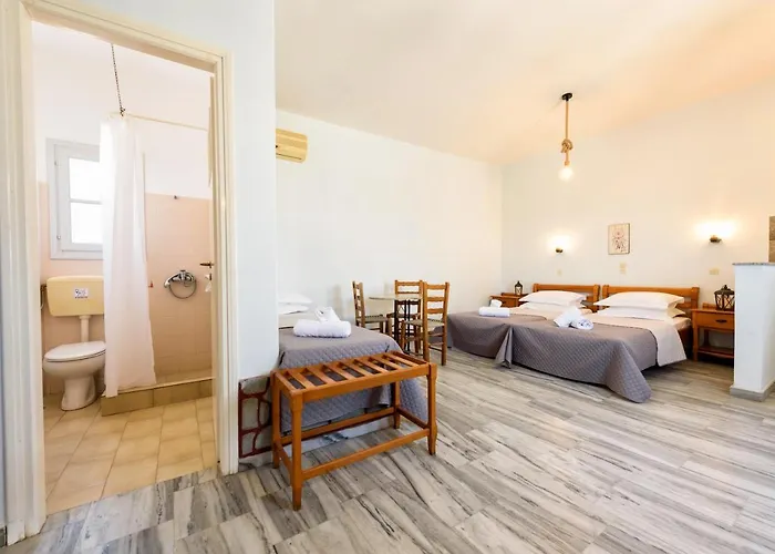 Astoria Aparthotel 5*