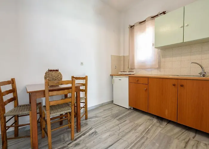 Astoria Aparthotel 5*